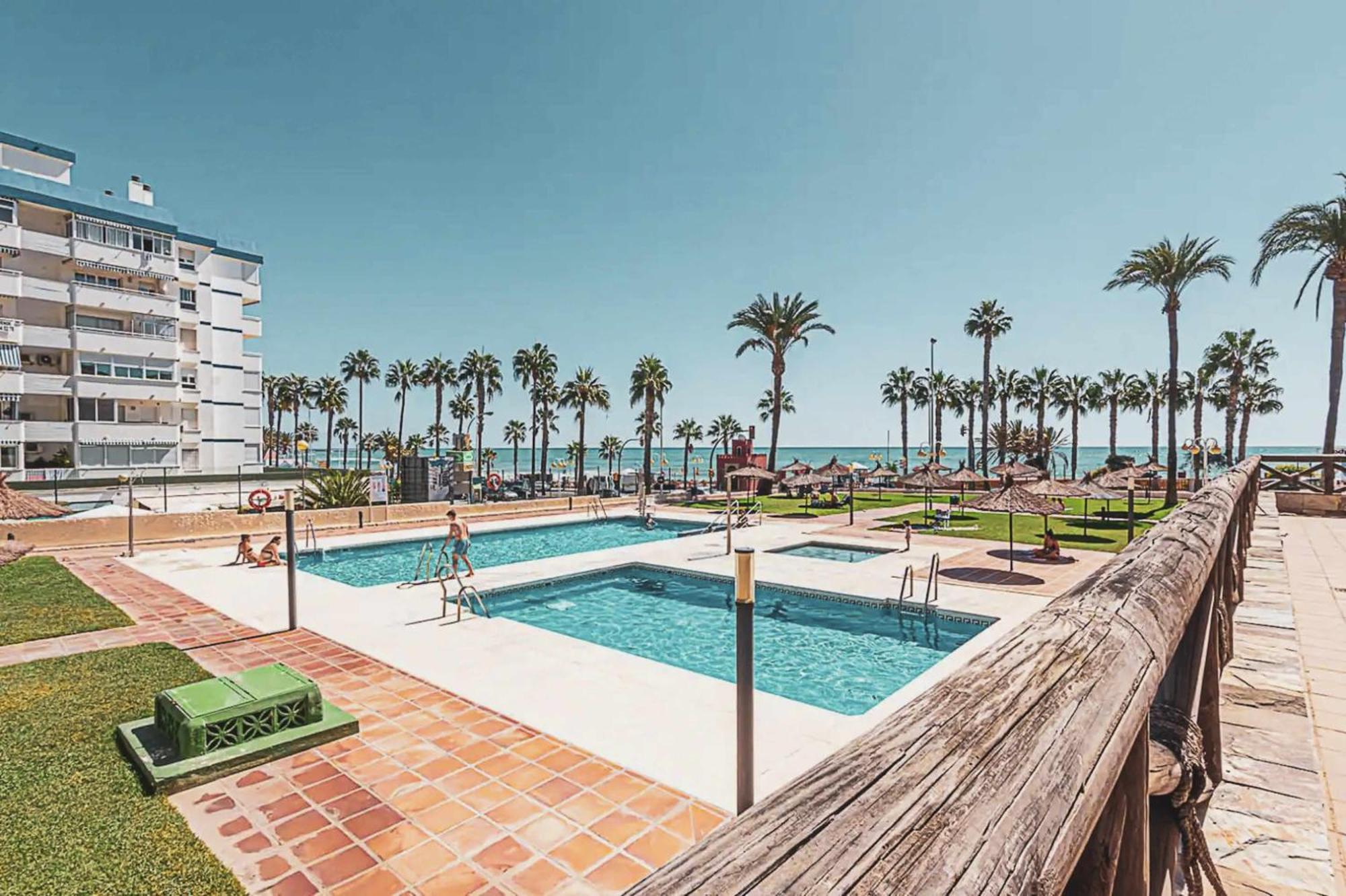 Precioso Apartamento En Primera Linea De Playa 베날마데나코스타 외부 사진
